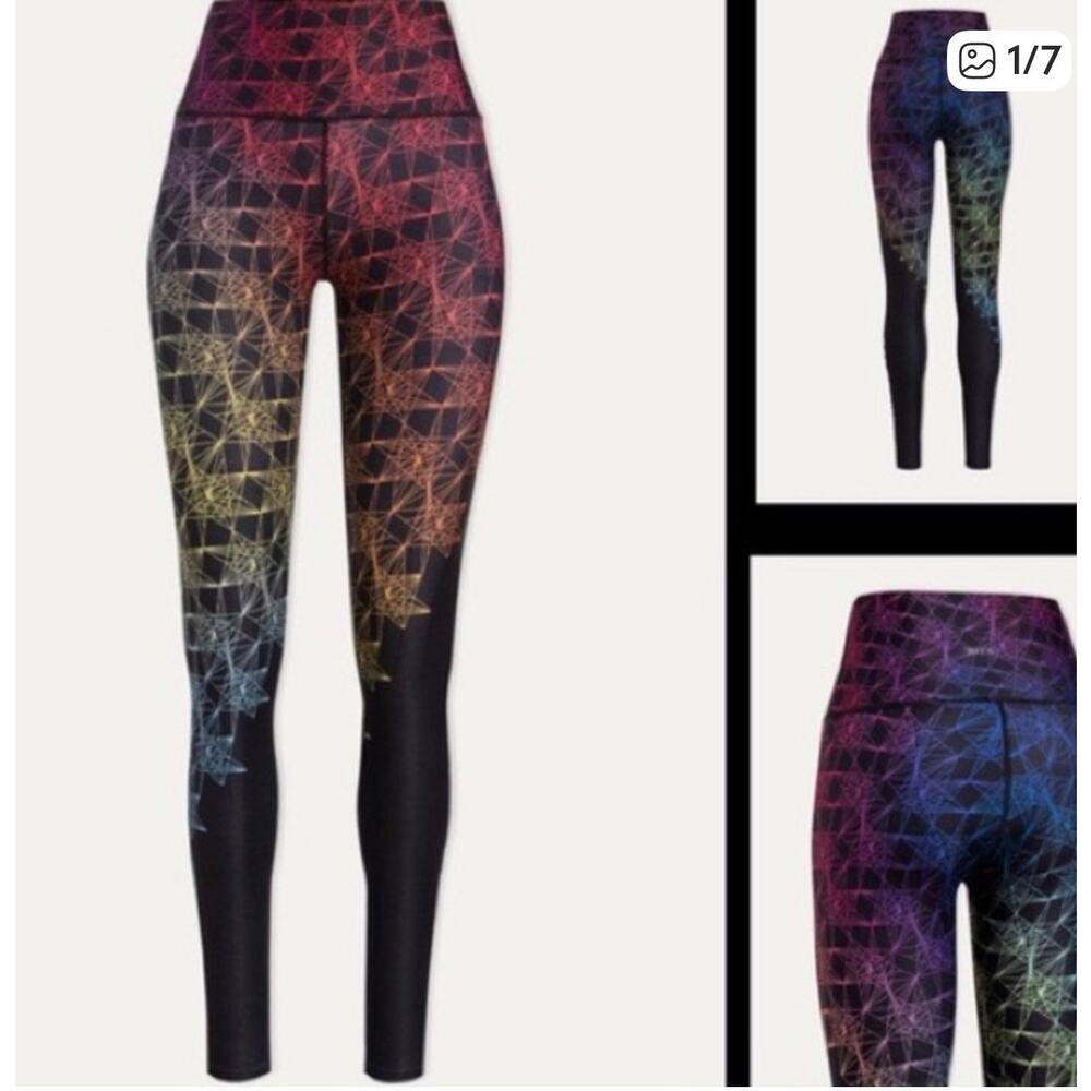 Peloton Pride Prism WITH Leggings Black Rainbow Women's Size